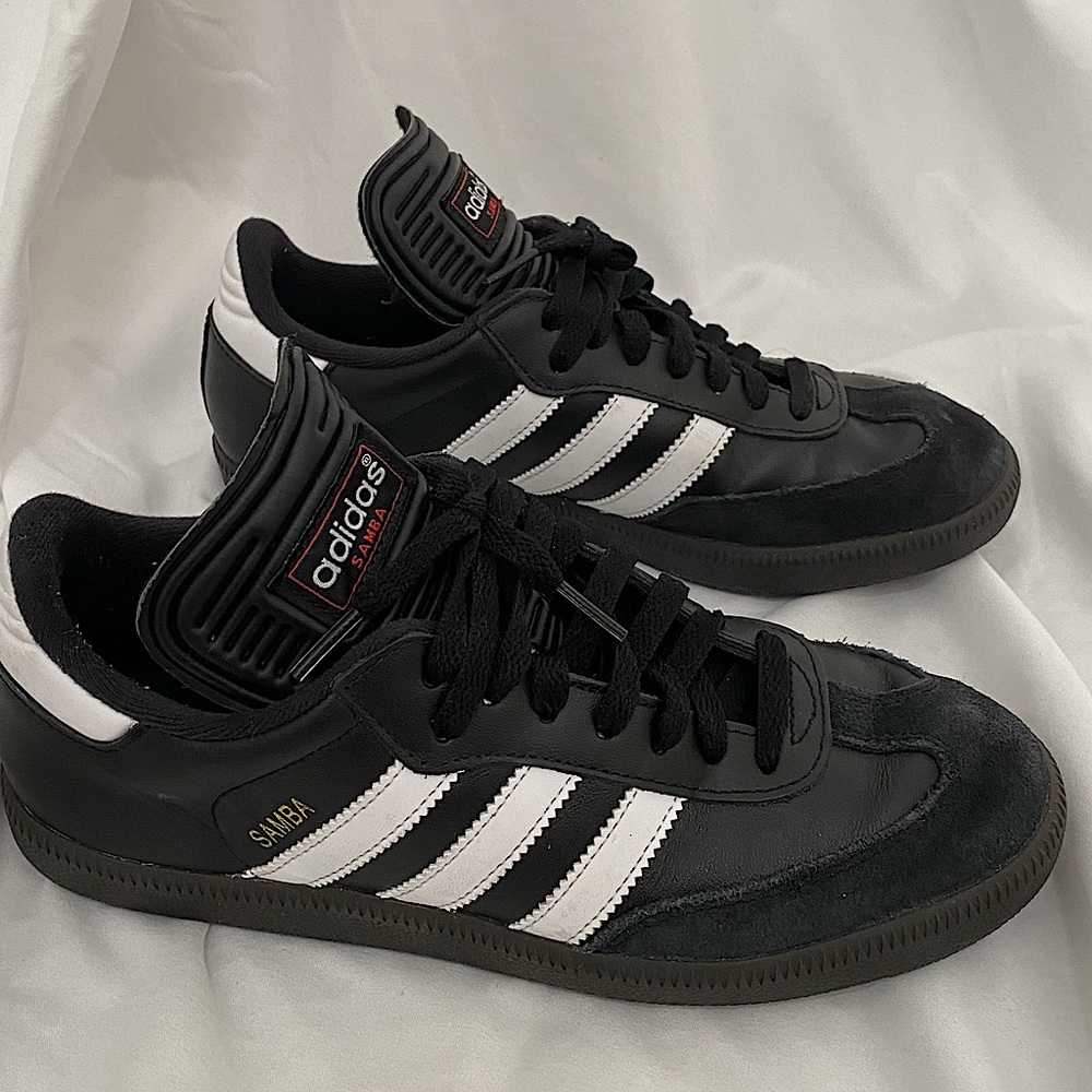 ADIDAS SAMBAS BLACK!!!